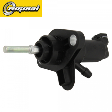 Главный цилиндр привода сцепления