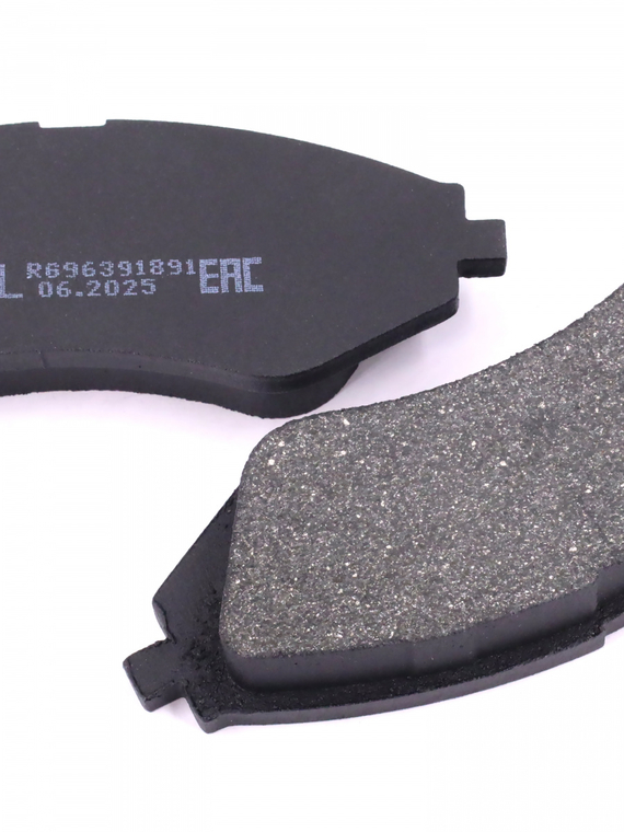 Комплект колодок переднего дискового тормоза