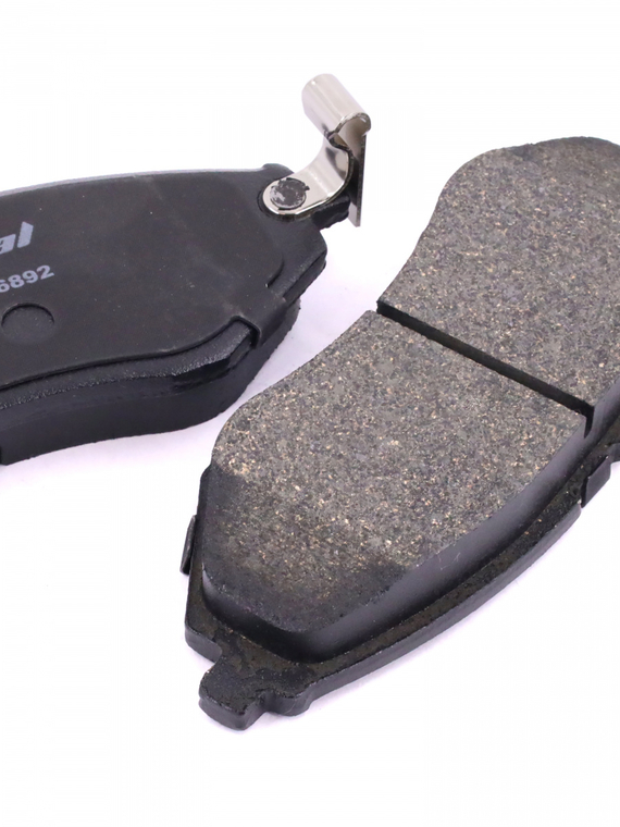 Комплект колодок переднего дискового тормоза