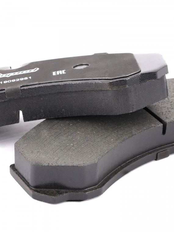 Комплект колодок переднего/заднего дискового тормоза