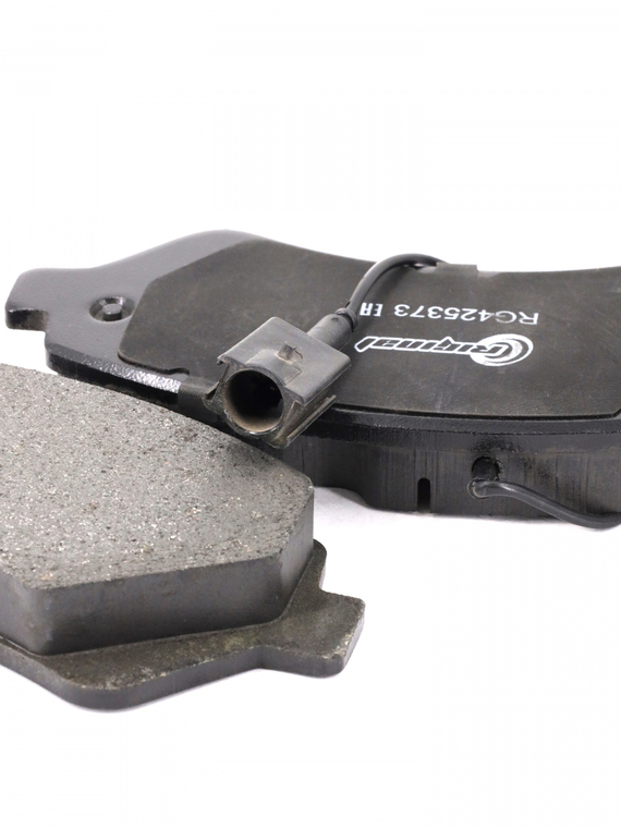 Комплект колодок переднего дискового тормоза