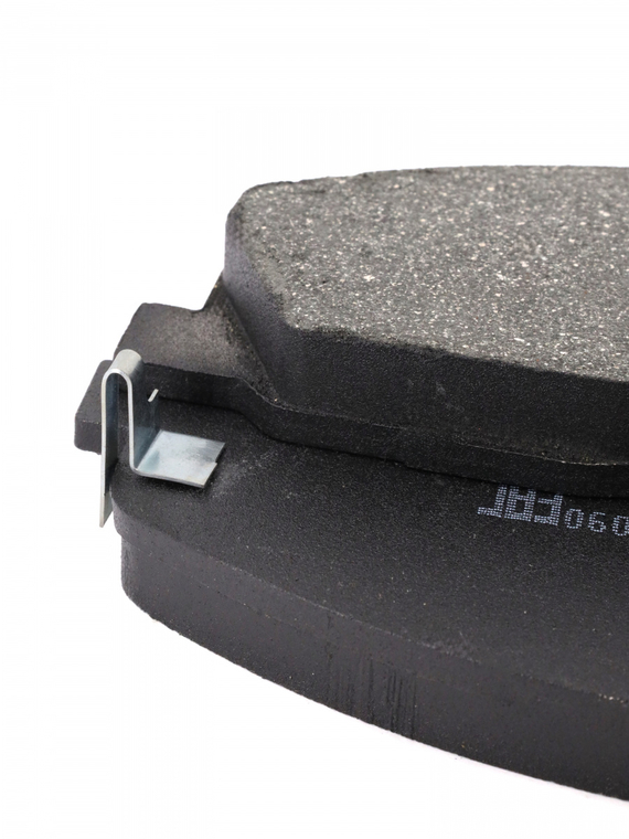 Комплект колодок переднего дискового тормоза