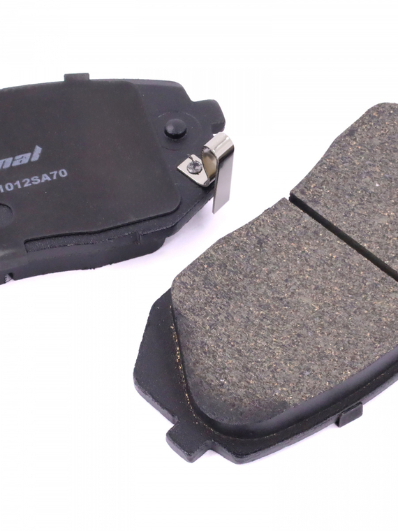 Комплект колодок переднего дискового тормоза