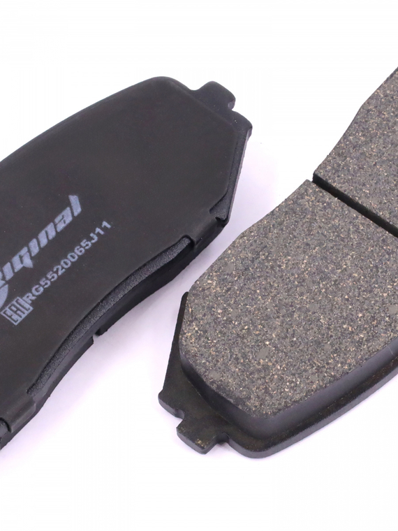 Комплект колодок переднего дискового тормоза