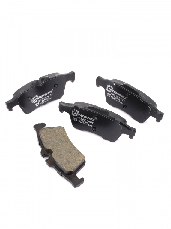 Комплект керамических тормозных колодок 1360254