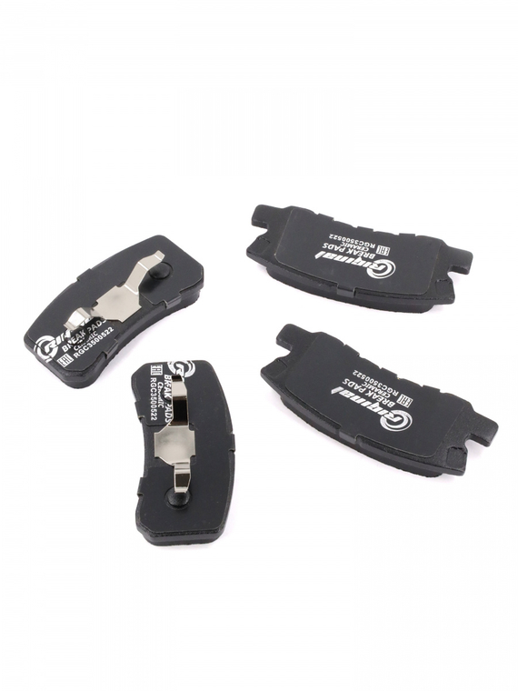 Комплект керамических тормозных колодок 4605A447