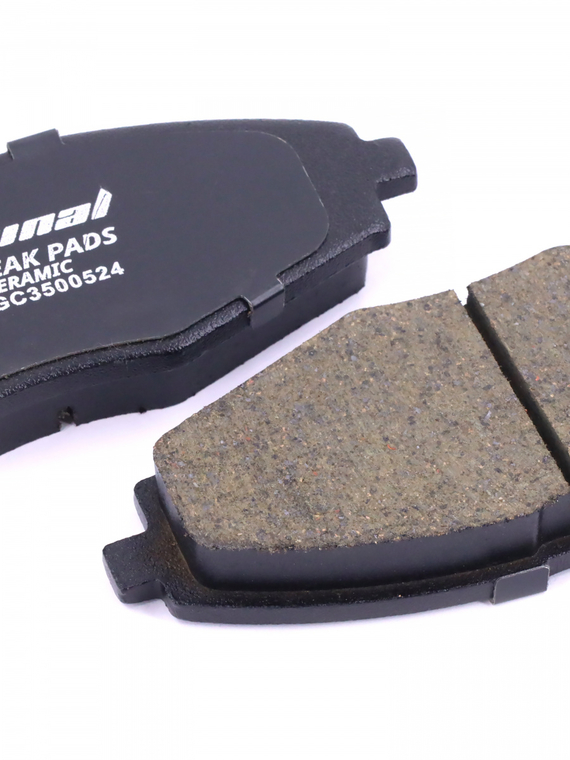 Комплект керамических тормозных колодок 96273708