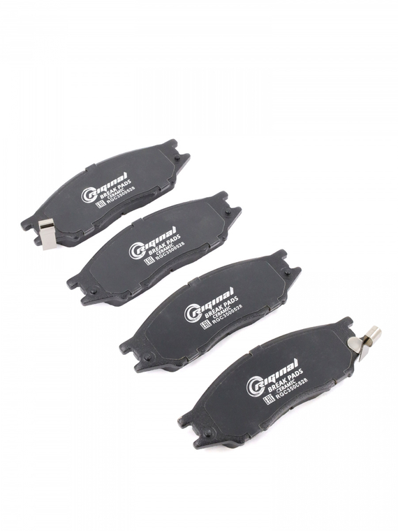 Комплект керамических тормозных колодок 41060-95F0A