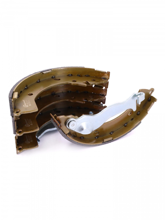 Колодка тормозная задняя барабанная (кт.4шт.)