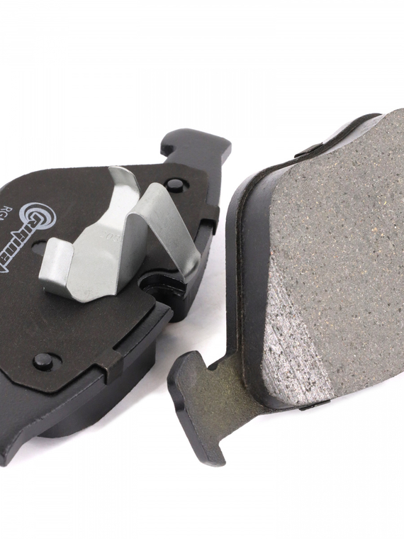 Комплект колодок переднего дискового тормоза (34112283865)