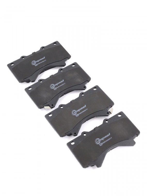 Комплект колодок переднего дискового тормоза OEM № 0446560280