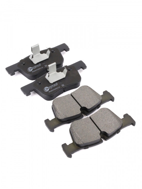 Комплект колодок переднего дискового тормоза (34116850568)