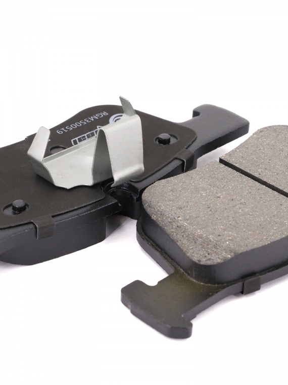 Комплект колодок переднего дискового тормоза (34116850568)