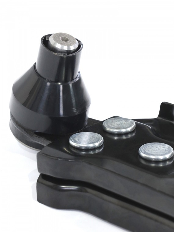 Рычаг передней подвески левый в сборе