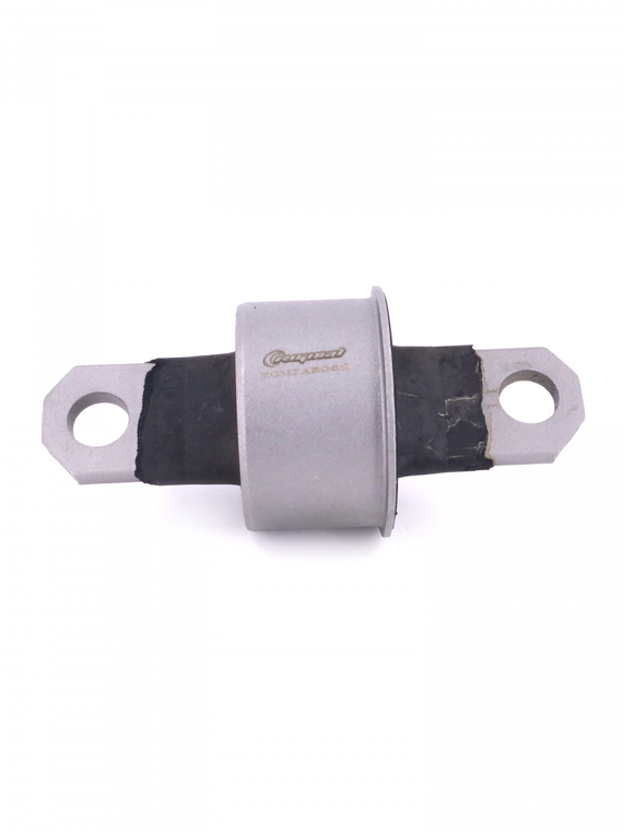 Сайлентблок заднего продольного рычага